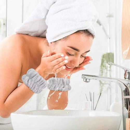8Pcs Anmieciu Microfiber Spa Wristbands, Face Washing Wrist Towels to Prevent Liquid Spilling Down Your Arms