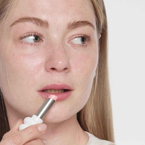 Sulwhasoo Glowing Lip Balm, Petal - Korean Anti-Aging Lip Treatment Balm, Nourishes, Hydrates, Naturally Plumps & Visibly Smooths Winkles, Smooths Dry, Flaky Lips - 0.1 oz.