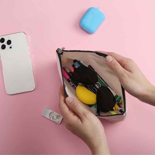 ZHAMEN Pig Gifts Pig Makeup Bag Pig Lover Gifts for Women Female Her Teen Girl Daughter Sister Animal Lovers Girlfriend BFF Best Friend Farm Animals Cosmetic Bag Mothers Nurse Day Graduation Birthday