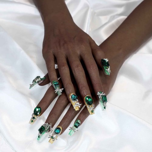 ArtiPrint Press on Nails Set with Emerald Green Large Rhinestones Butterfly Easy to Apply & Gentle on Nails, Women’s Dramatic Cosplay, Gift Box Included (DM024, S)