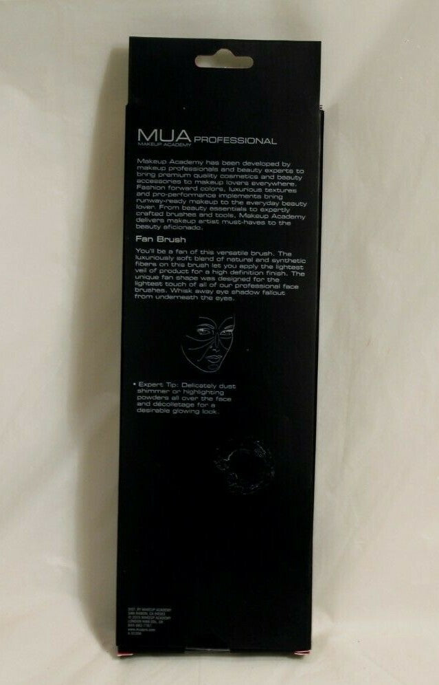 Professional Fan Makeup Brush - New in Box, Free Shipping