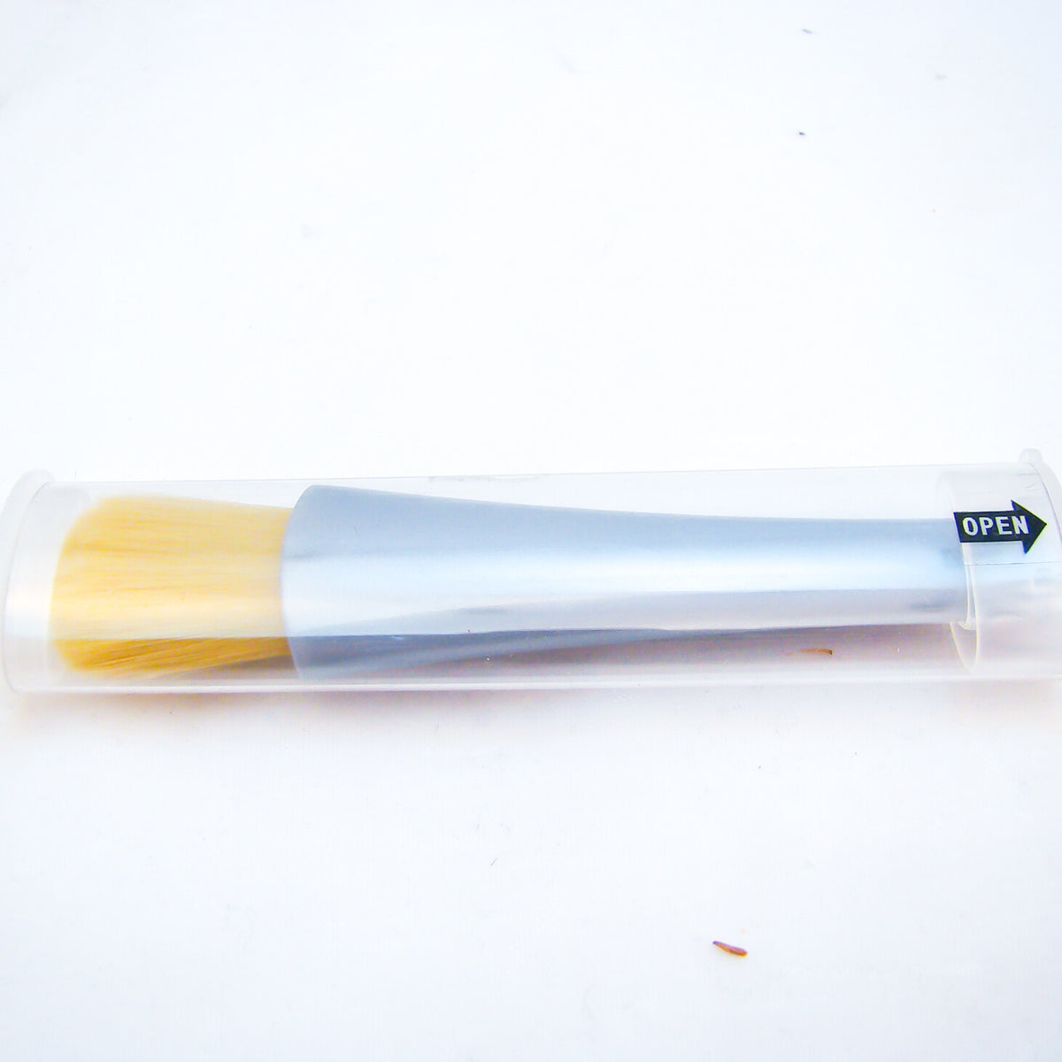 L’Oréal Small Makeup Brush in Case - New in Box