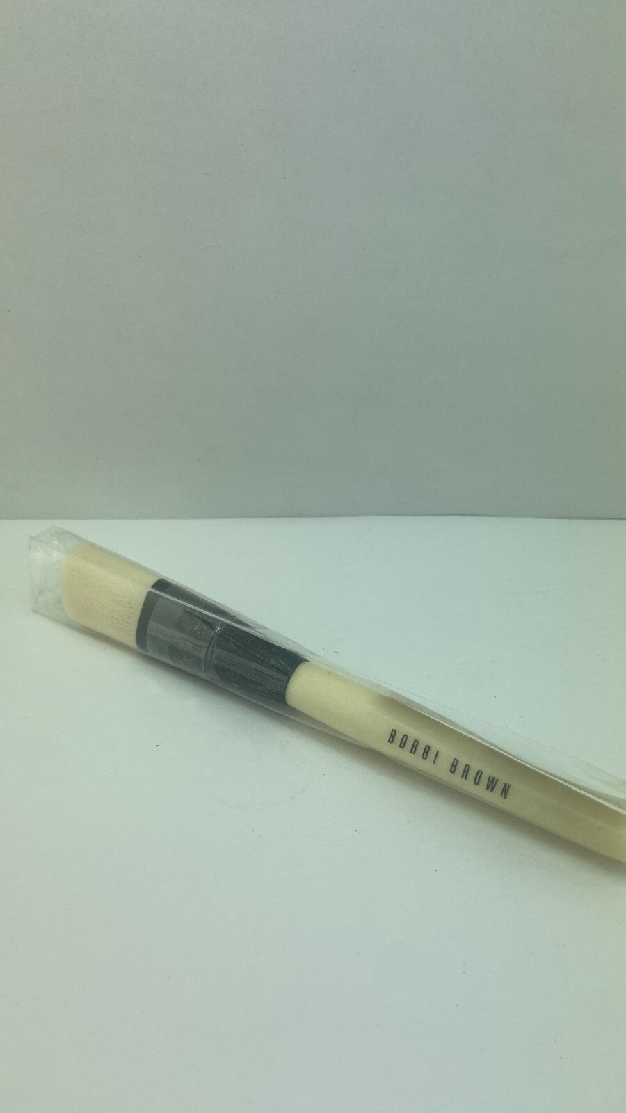 Makeup Foundation Brush - Precision Liquid & Cream Application Tool
