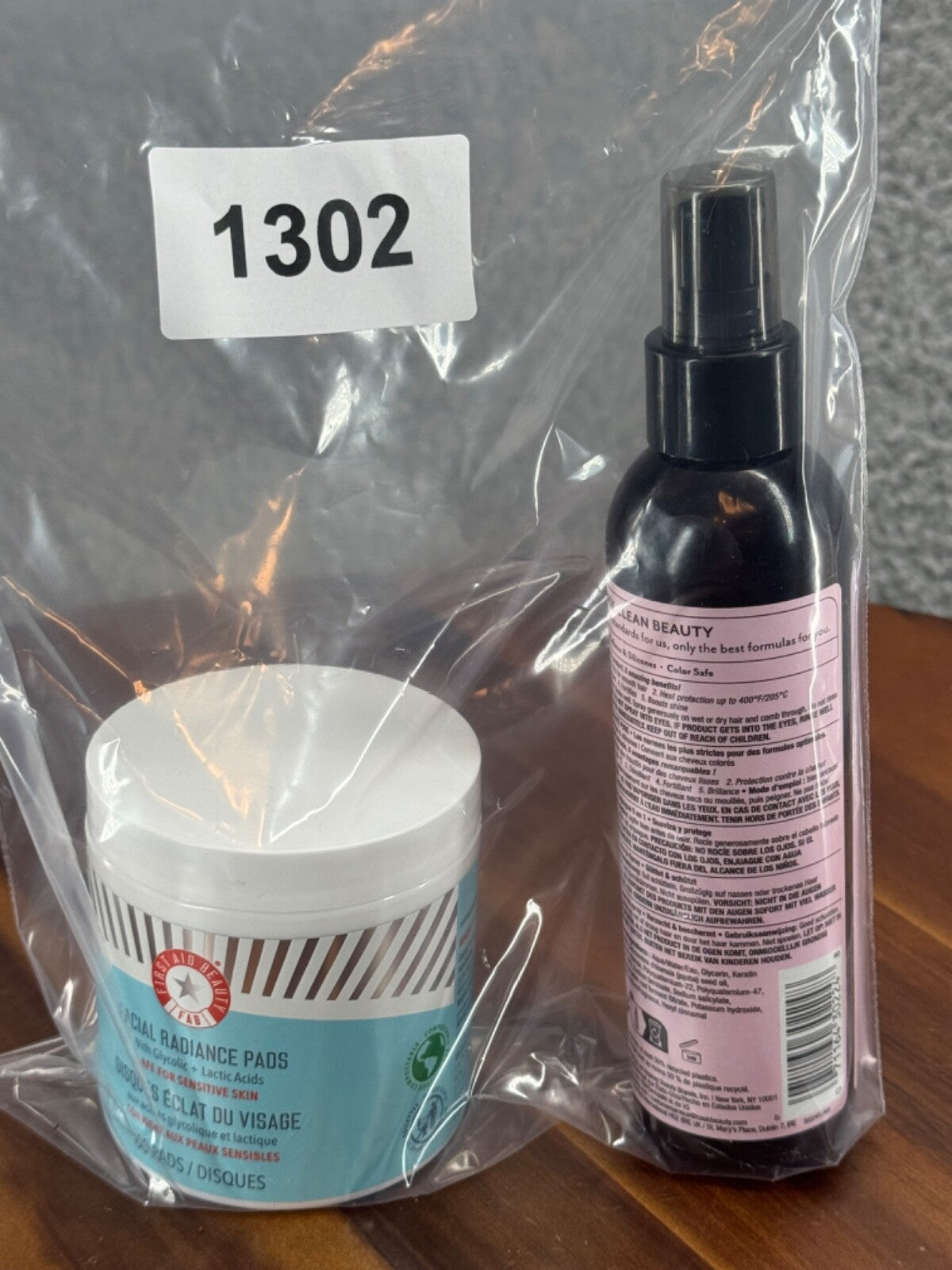 Facial Radiance Pads 60 Count for Brightening and Exfoliation
