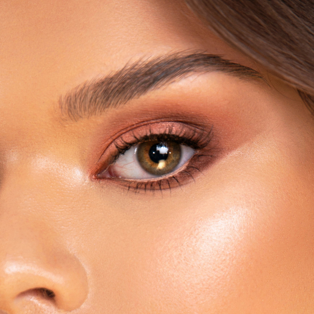 Eyeshadow Quad - 4 Complementary Shades for Day & Night Looks