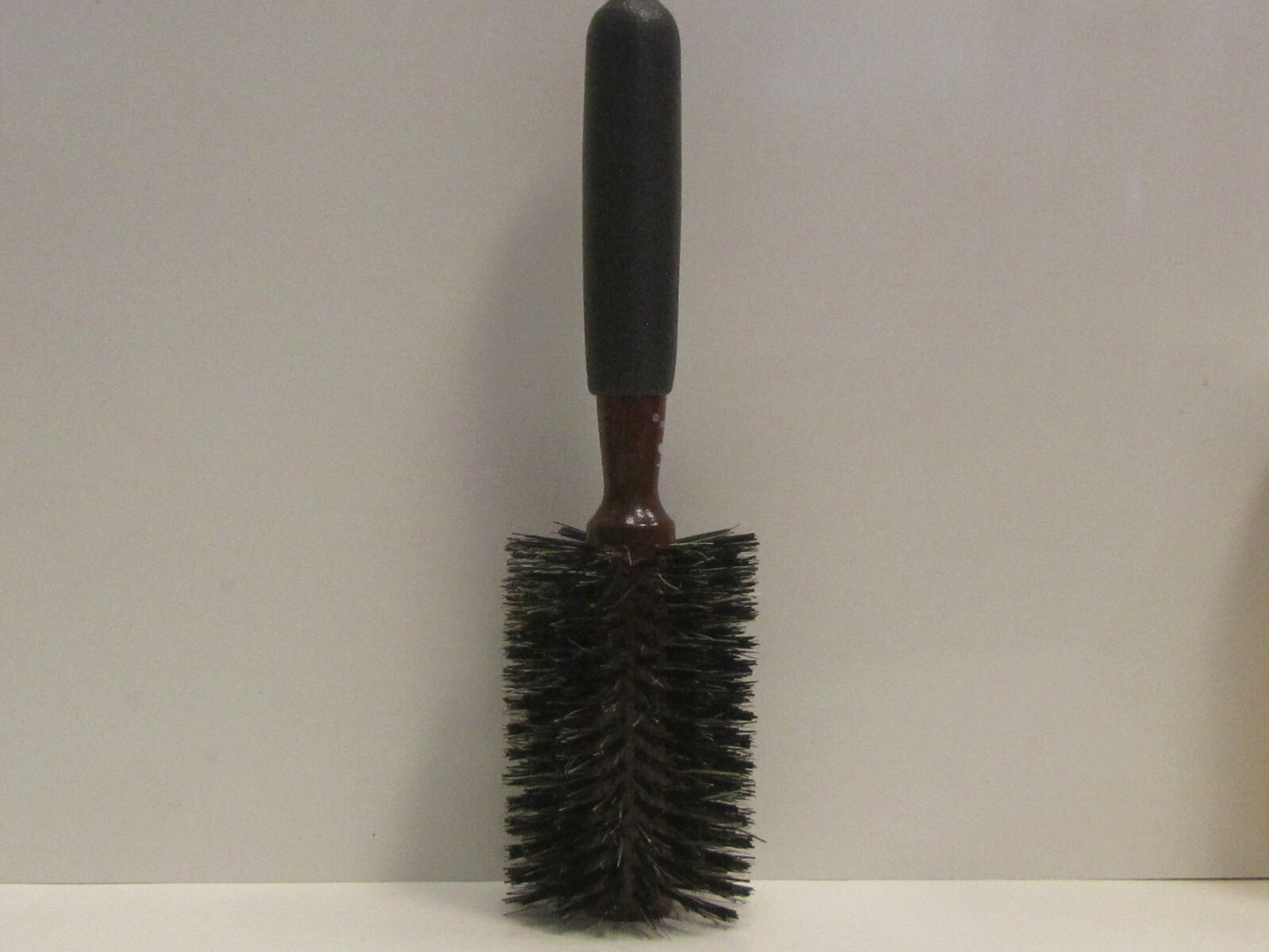 Professional 2.5 Inch Round Hair Brush - Styling & Blowout Tool