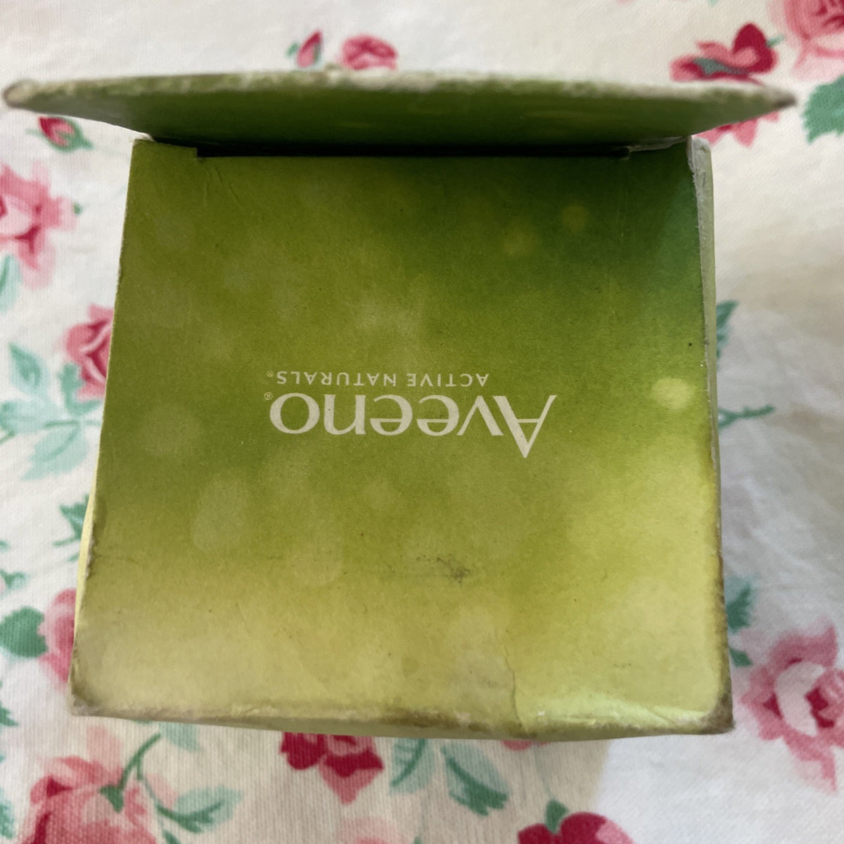 Aveeno Positively Radiant Overnight Hydrating Facial Moisturizer 1.7oz