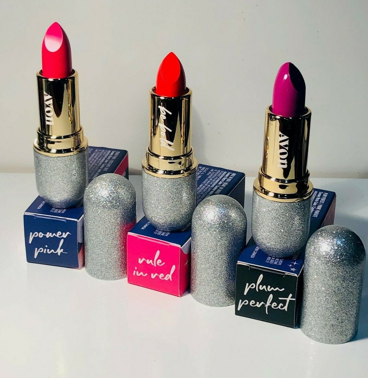 Be Bold Lipstick Creamy Matte Finish - Limited Edition Decorative Box