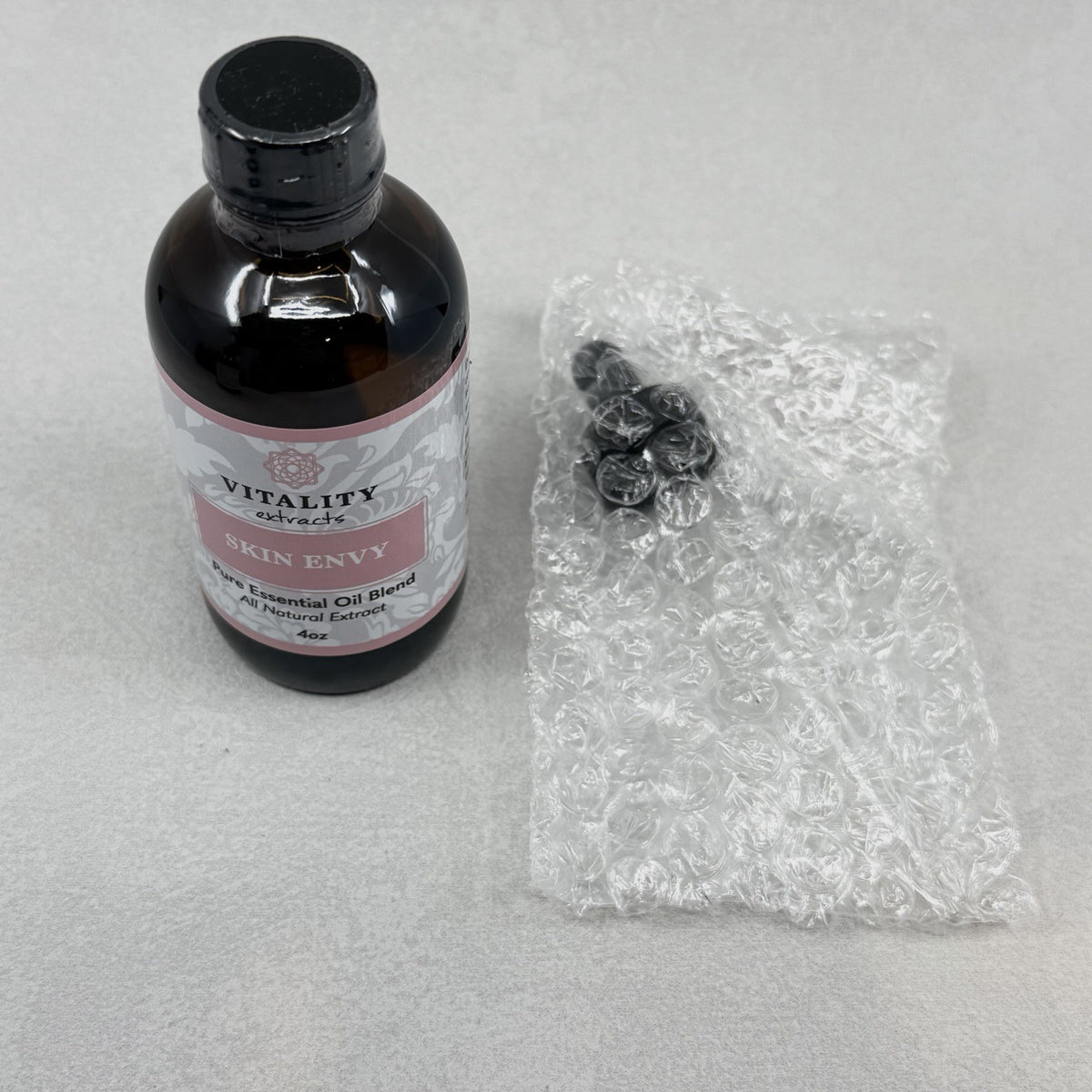 Face Moisturizer Serum Anti-Aging with Coconut Oil & Essential Oils - 4oz