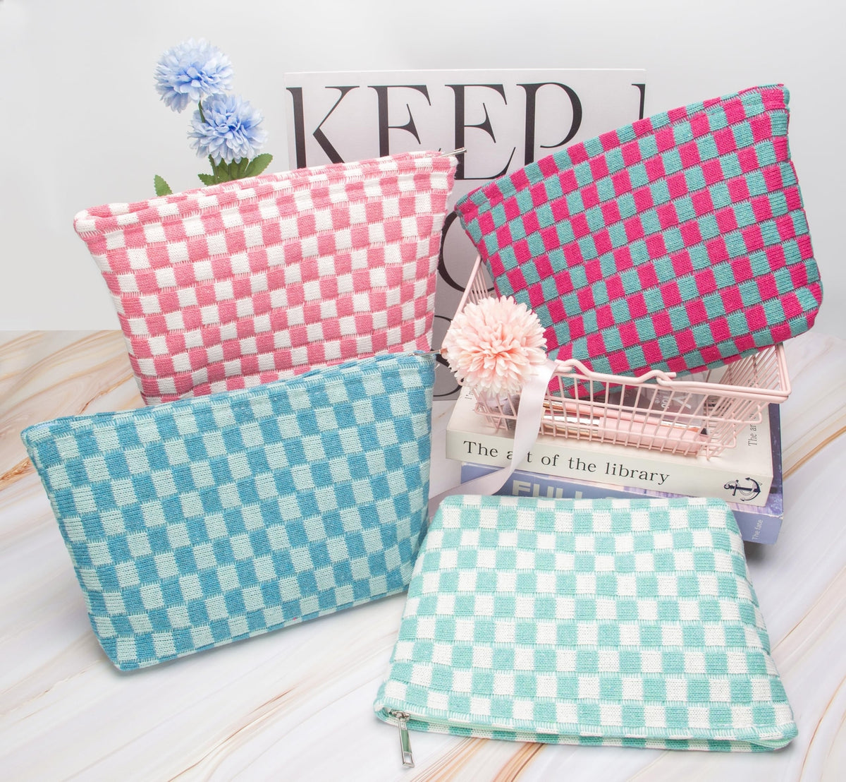 Large Checkered Makeup Bag with Zipper, Cosmetic Travel Pouch for Women