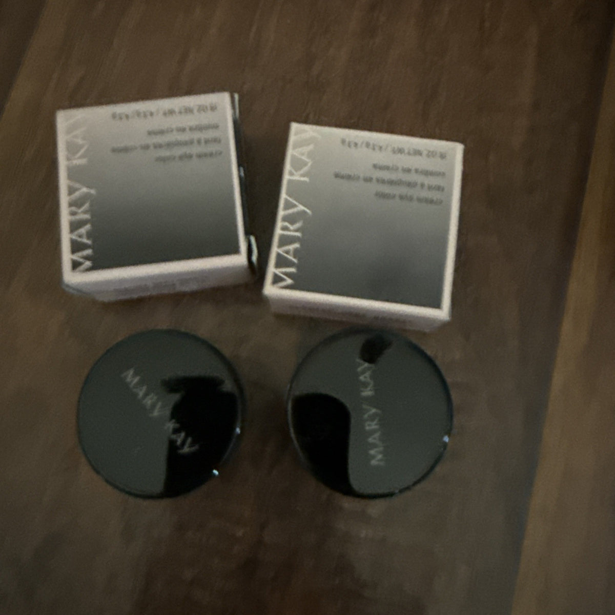 Mary Kay Cream Eye Shadow Glacier Gray Discontinued in Box