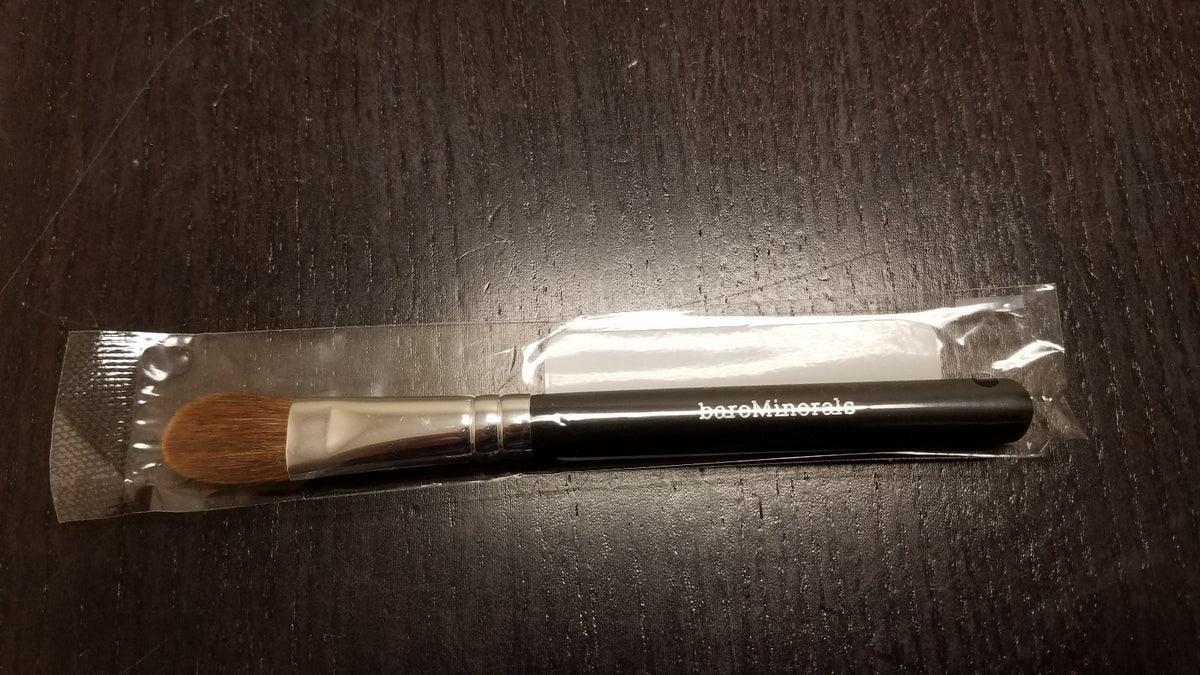 Light Stroke Brush for Makeup Application - Sheer to Medium Coverage