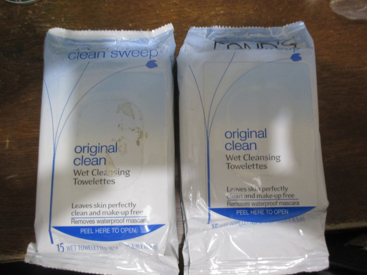 Moisturizing Facial Wipes - 2 Pack, Original Fresh, 15 Count Each