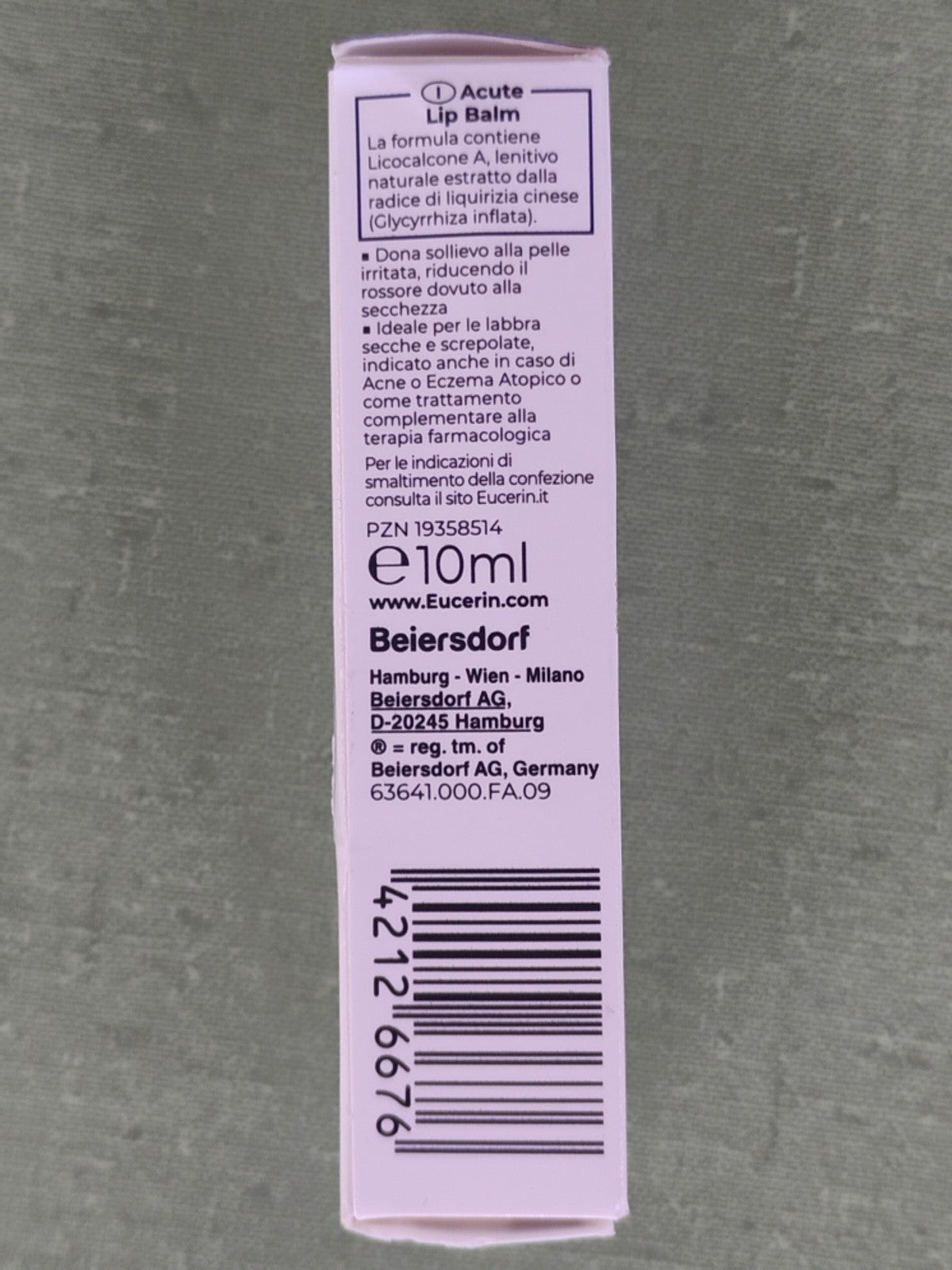 Eucerin UreaRepair Plus Lip Balm 10ml - Calming, Fragrance-Free, Moisturizing