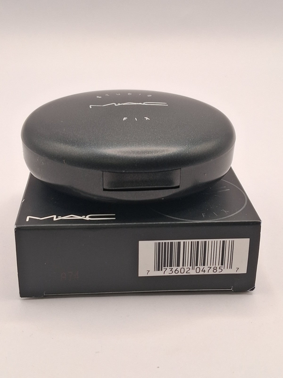 MAC C3 Studio Fix Powder Plus Foundation - Discontinued Face Makeup