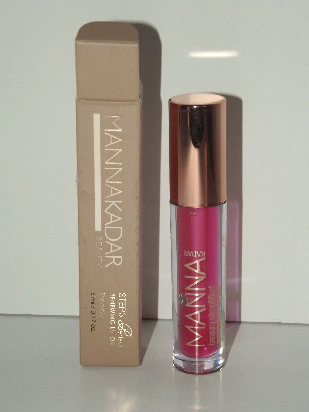 Lip Oil Peony - Hydrating Lip Treatment for Smooth, Nourished Lips