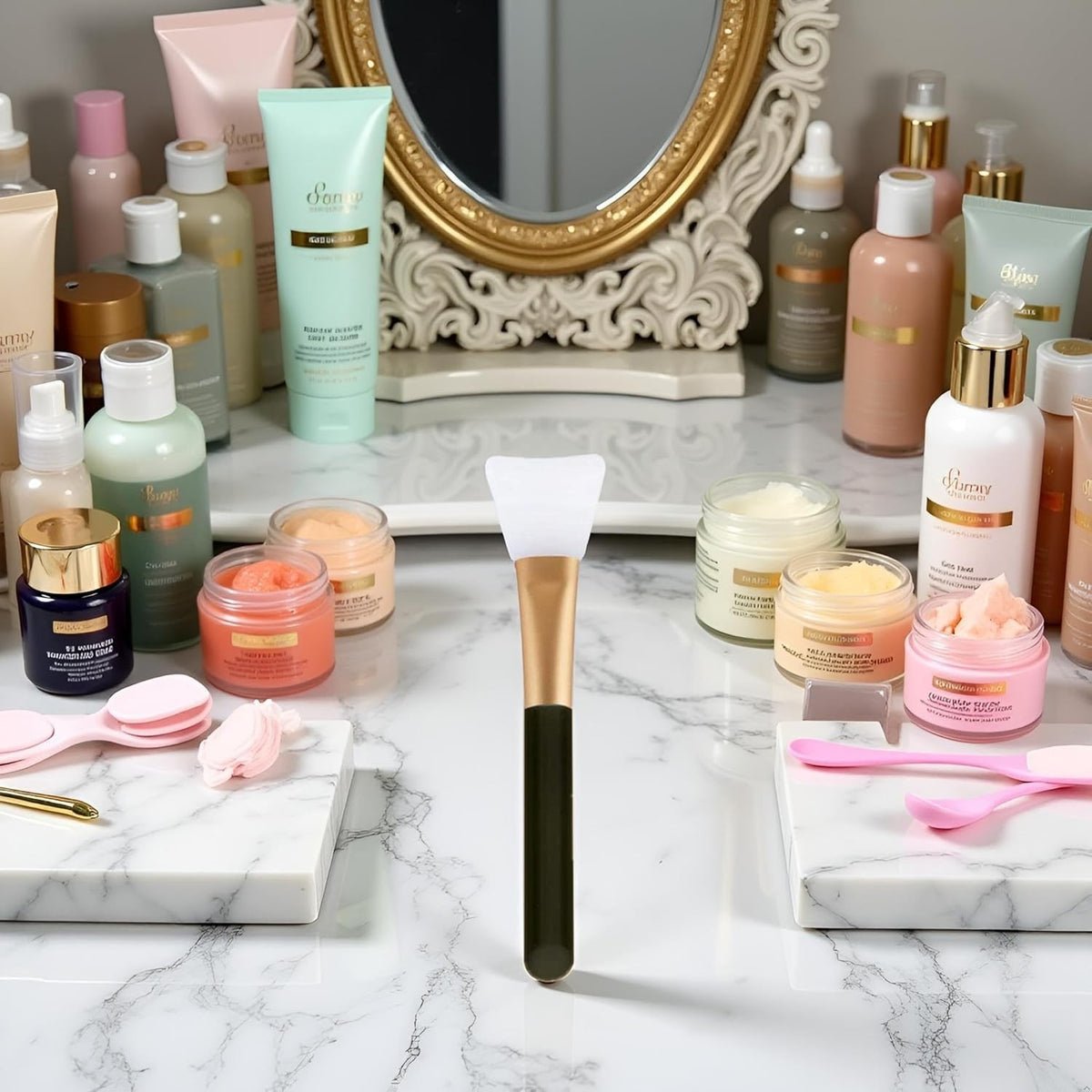 Face Mask Applicator Brush with Integrated Scraper – Soft Bristles for Precise Application
