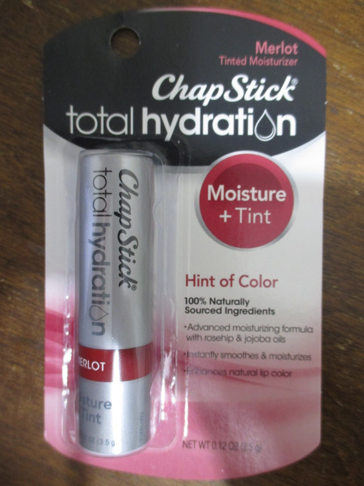 Chapstick Total Hydration Hint of Color Moisture Tint Merlot Pink Red