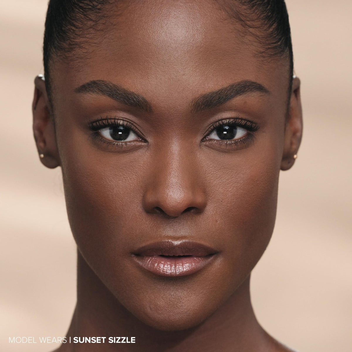 Weightless Sun-Kissed Bronzer - Blurring Pressed Powder for Face & Sculpting