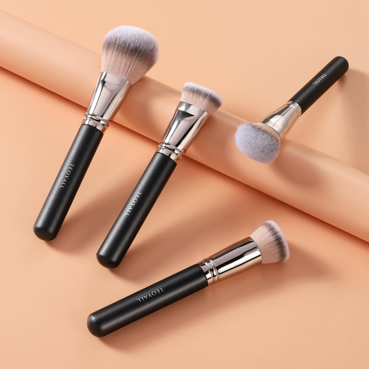 Domed Foundation Brush for Flawless Makeup Blending - Soft Synthetic Bristles