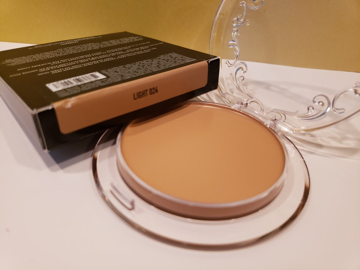 KVD Good Skin-Perfecting Foundation Balm Light 024 — Nourishing Makeup Base