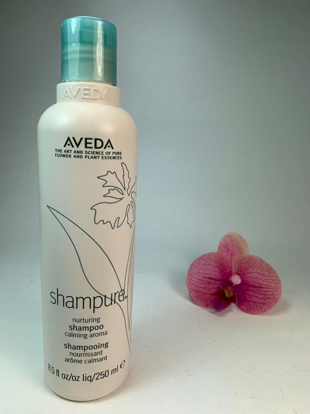 Nurturing Shampoo with Natural Oils - 8.5oz / 250ml, Silicone-Free