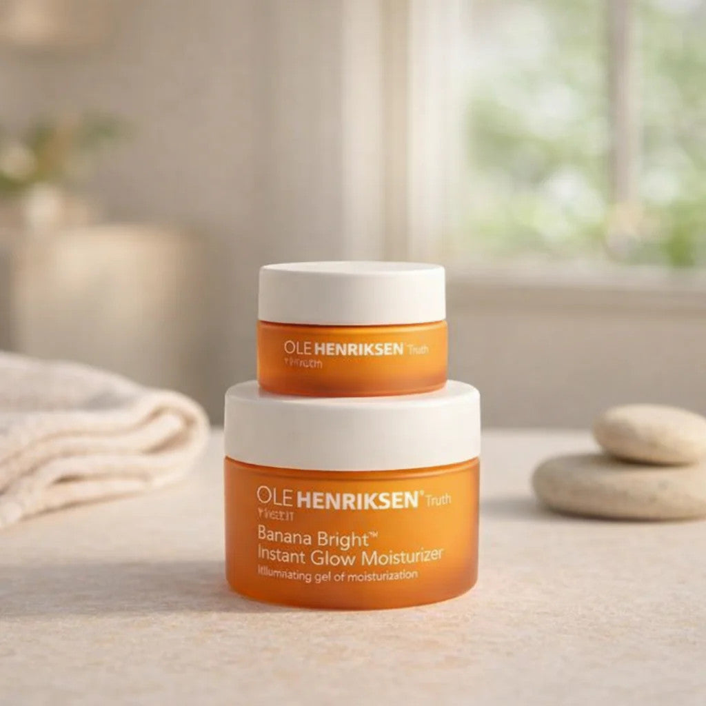 Brightening Glow Even Brighter Set with Vitamin C and Hyaluronic Acid