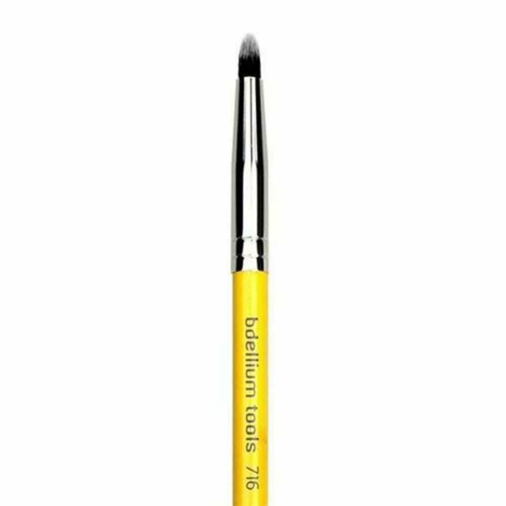 Smoky Eyeliner Makeup Brush - Vegan Synthetic Tip for Flawless Eye Definition
