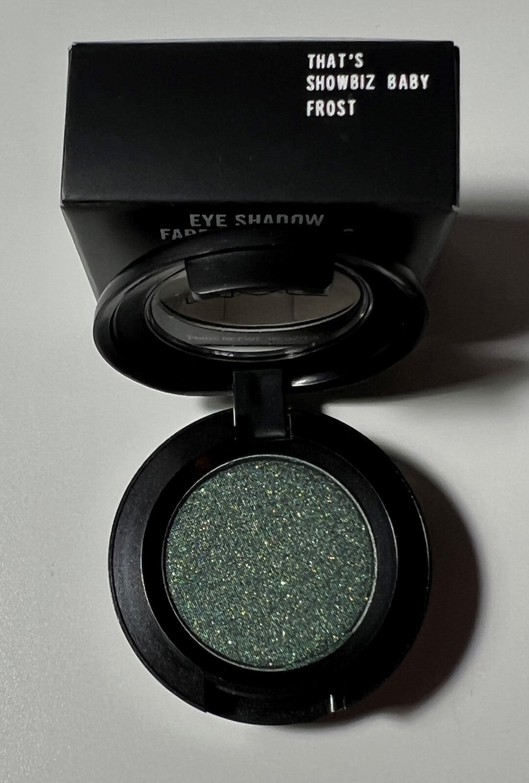 MAC Frost Eye Shadow That's Showbiz Baby Duo Chrome Green Black New