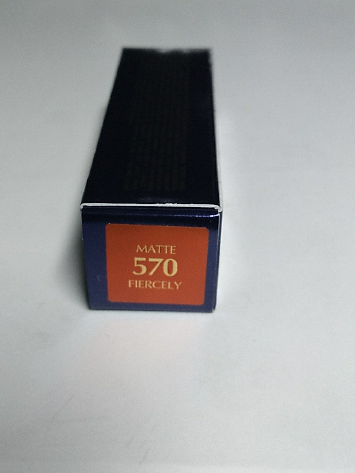 Estee Lauder Pure Colour Envy Matte Lipstick 570 Fiercely Non-Feathering