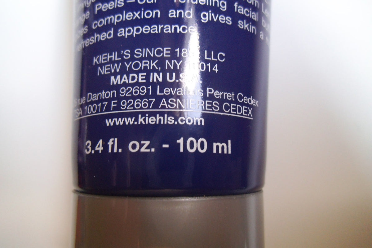 Men's Facial Scrub Energizing Face Wash 3.4 oz Sealed