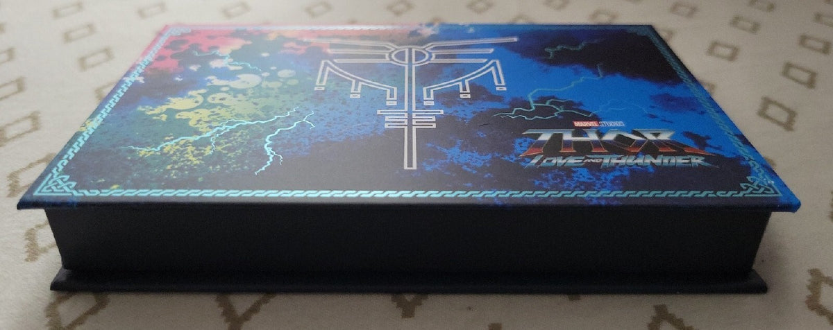 Limited Edition Eye Shadow Palette - Thor Love and Thunder Vackyrie