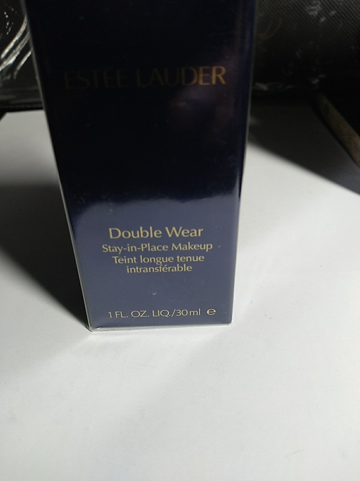 Estee Lauder Double Wear Stay-in-Place Foundation 1 Fl Oz 9N1 Ebony