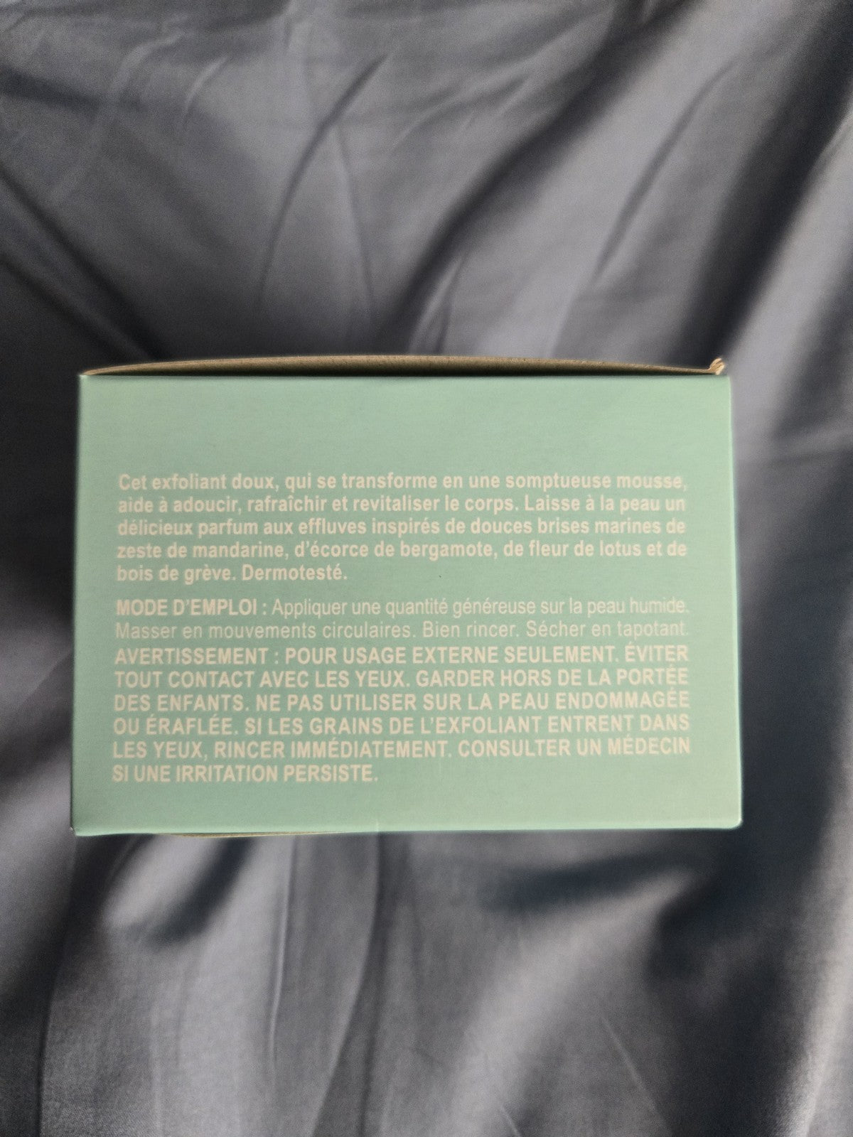 ~AVON~ NEW In BOX Senses Body Scrub LIMITED EDITION (Aquatic Breeze)