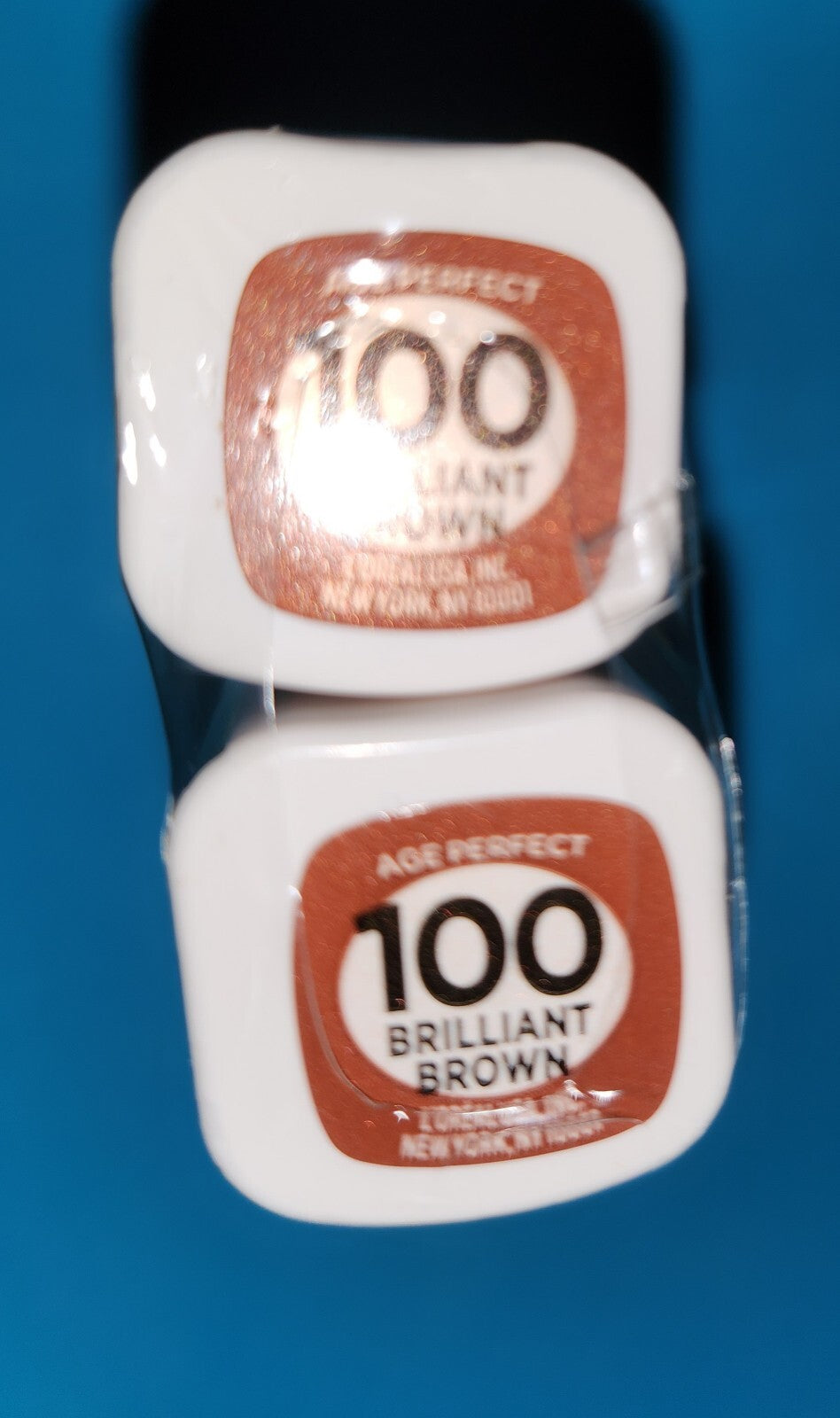 L'Oréal Age Perfect Luminous Hydrating Lipstick Set - #100 Brilliant Brown, 2 Pack