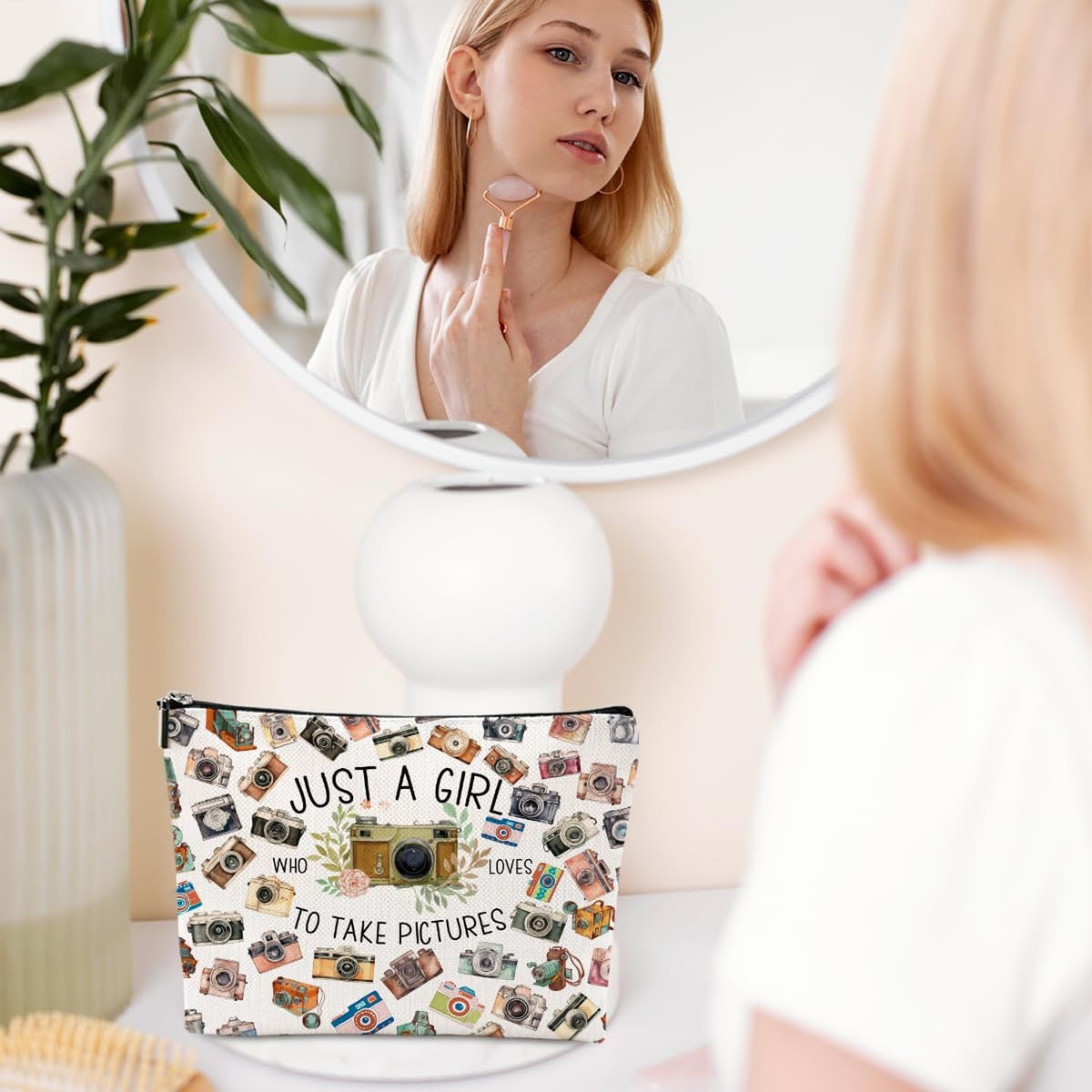 Large Capacity Makeup Bag for Women - Waterproof Cosmetic Organizer Gift