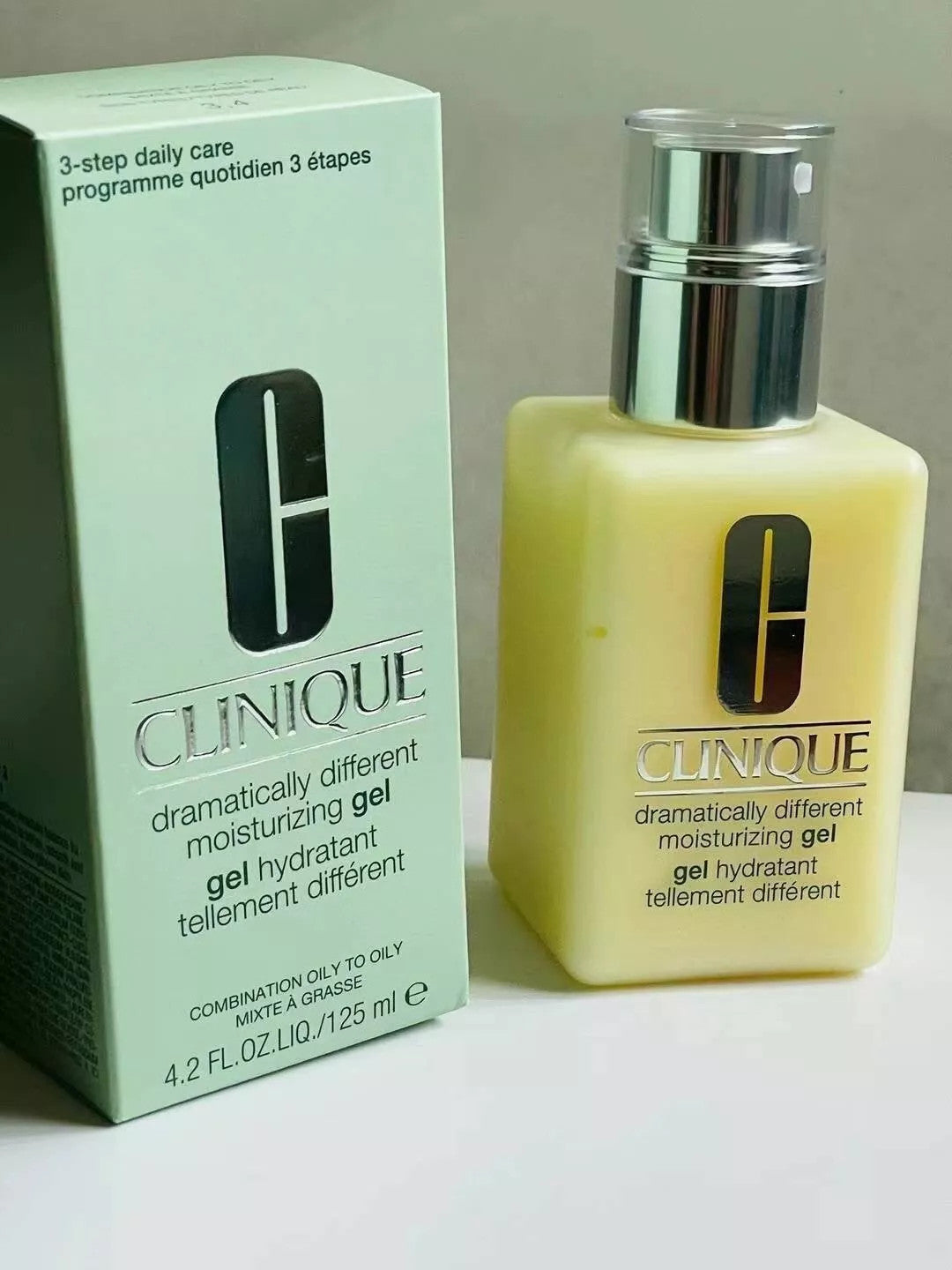 Clinique Dramatically Different Moisturizing Gel | 4.2oz Oil-Free | Oily Skin