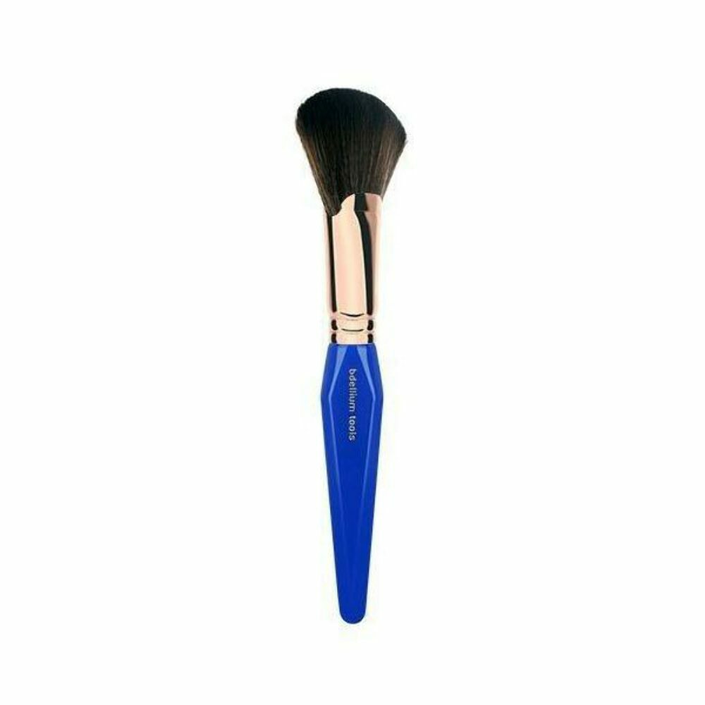 Makeup Fan Brush for Highlighters, Bronzer & Powder Application - Vegan Synthetic Bristles