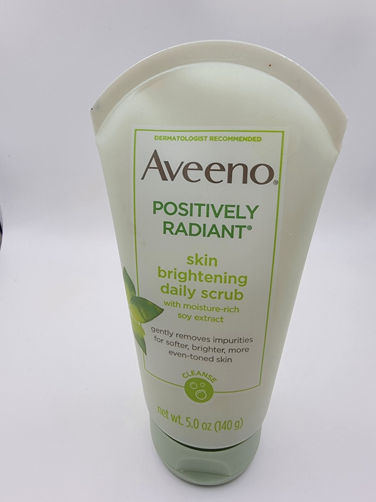 Aveeno Positively Radiant Skin Brightening Daily Facial Scrub 5 oz
