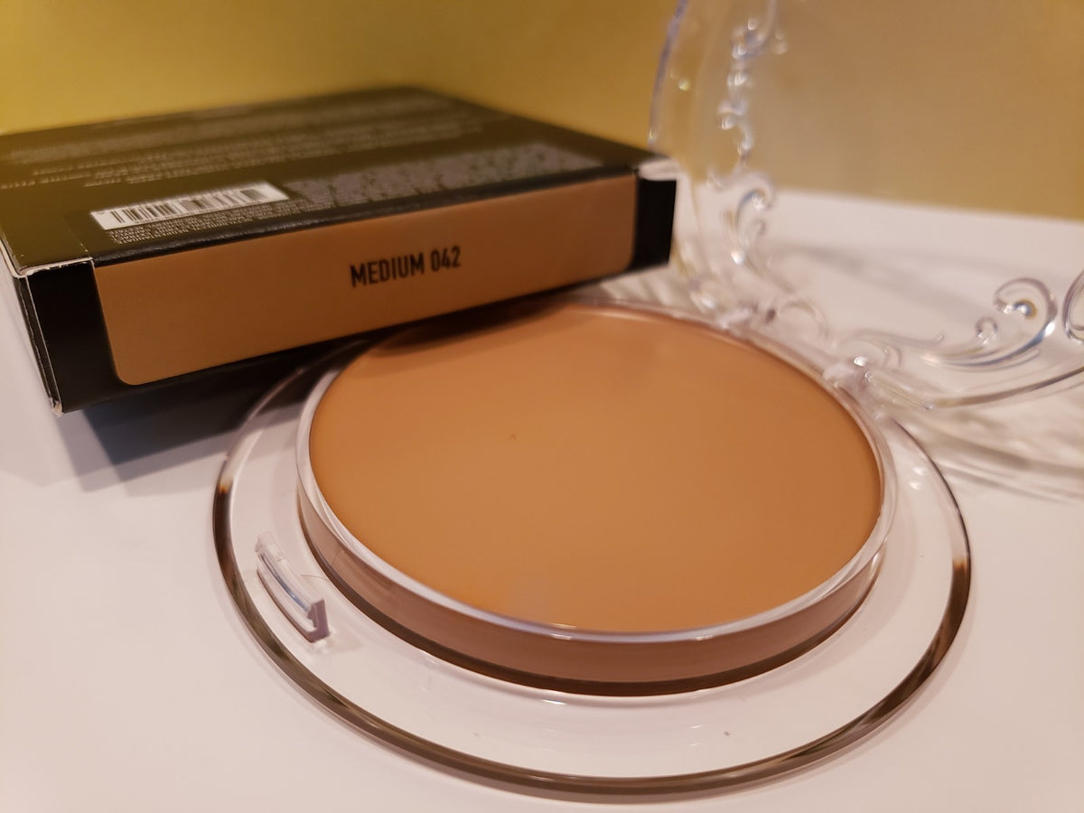 Medium Cover Foundation Balm with Extract - Nourishing Skin Makeup
