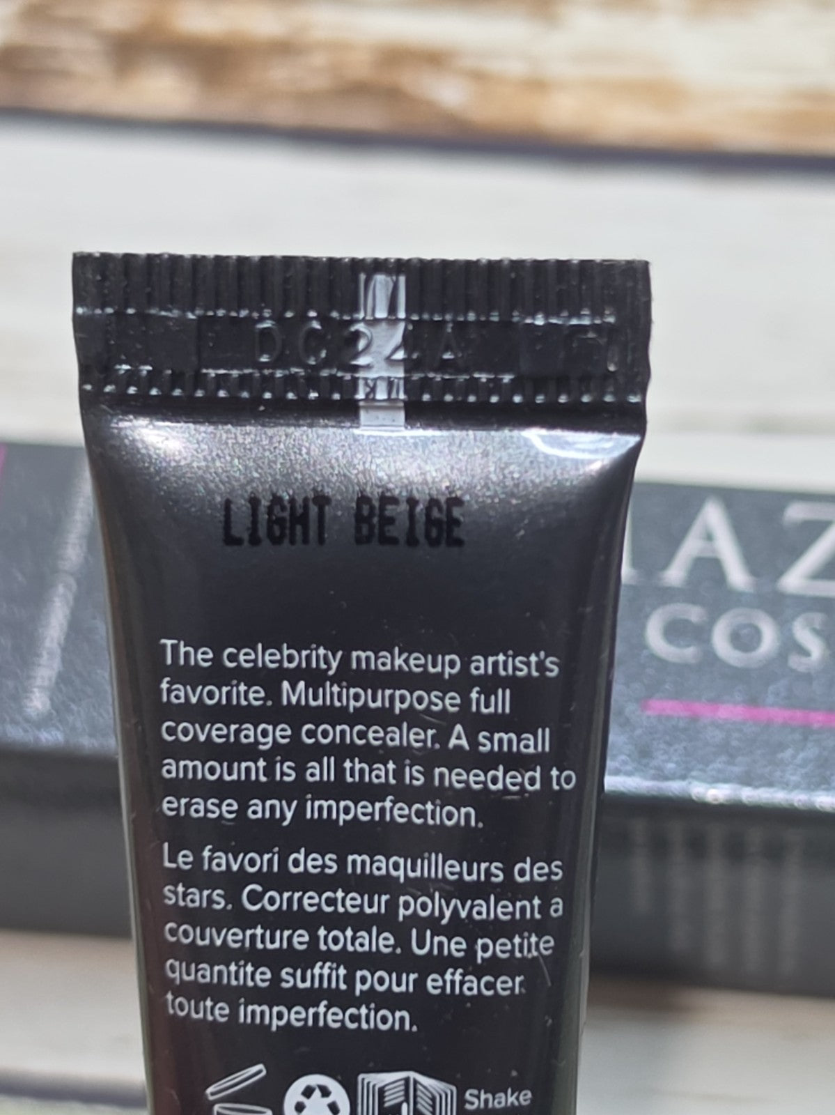 Full Coverage Light Beige Concealer - Flawless Skin Makeup