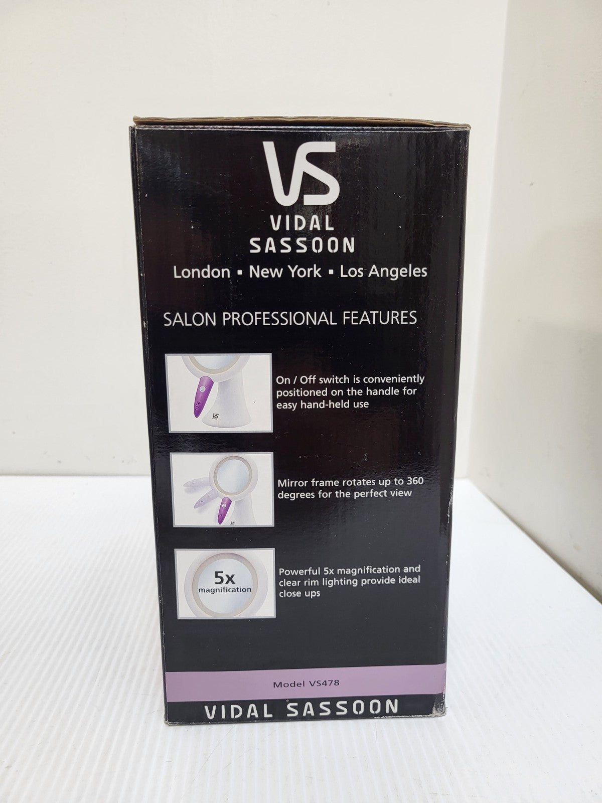 Vidal Sassoon Lighted Magnetic Stand Mirror VS478