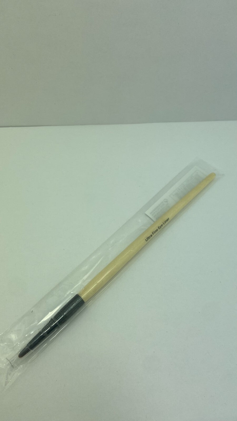 Dual-Ended Eye Liner Brush - Precision Makeup Tool for Eyeliner Application