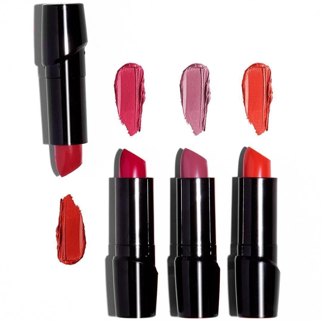 Hydrating Silk Finish Lipstick - Fuchsia with Blue Pearl, Buildable Color