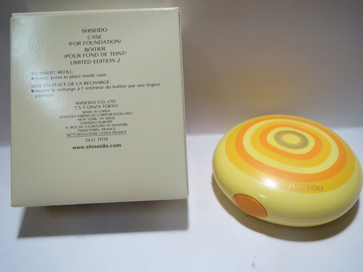Limited Edition Foundation Case with Mirror and Sponge Compartment - Shiseido