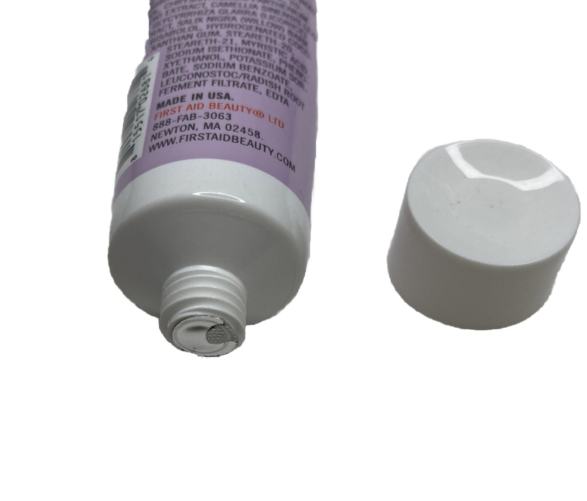 First Aid Beauty Bump Eraser Body Scrub
