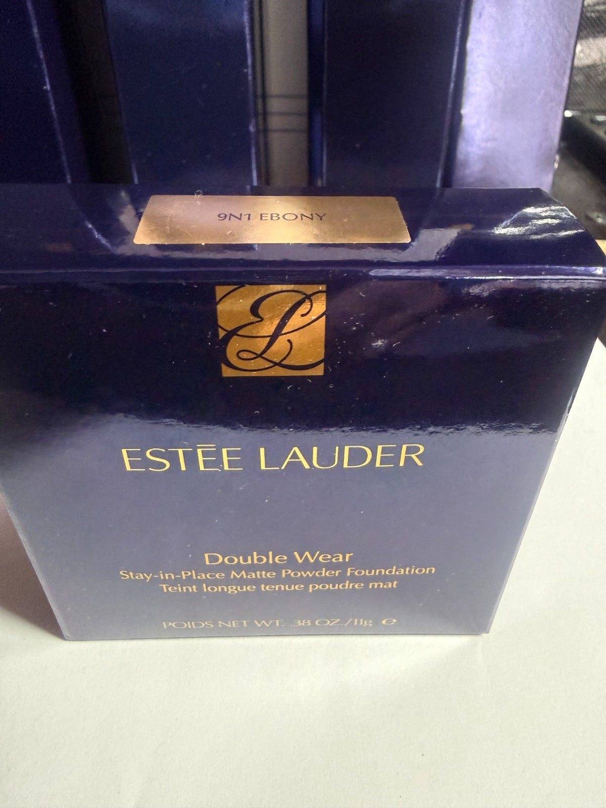 Estée Lauder Double Wear Stay-in-Place Powder Foundation 9N1 Ebony