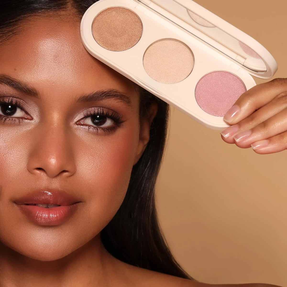 Farmasi Effortless Glow Highlighter Palette - Natural Radiance, Cruelty-Free