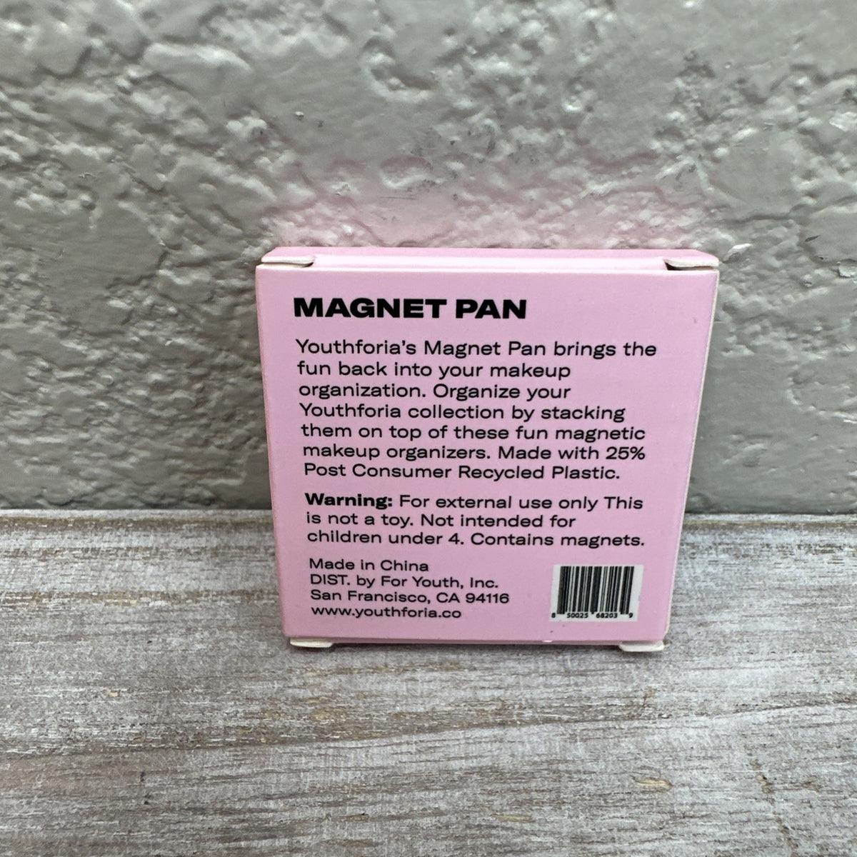Pink Makeup Organizer with Magnetic 4 Pan Compartments - New