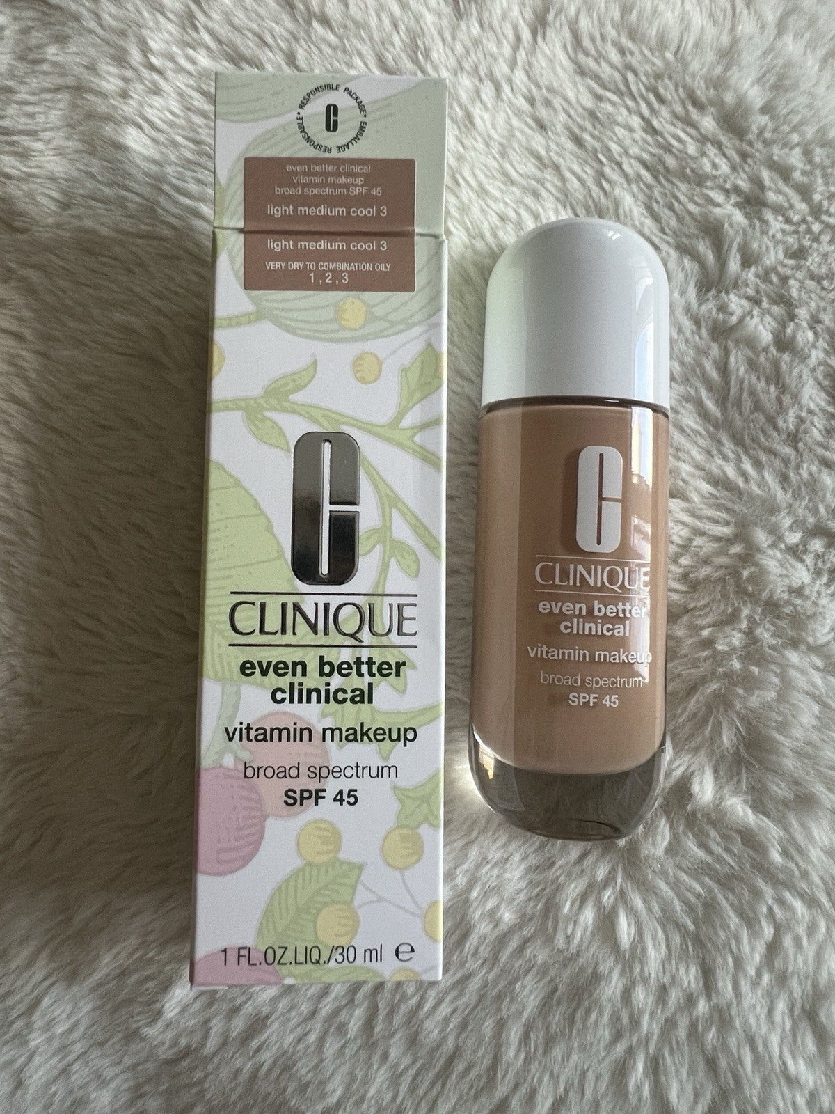 Clinique Even Better Clinical Vitamin Makeup SPF 45 Light Medium Cool 3 - Face Foundation